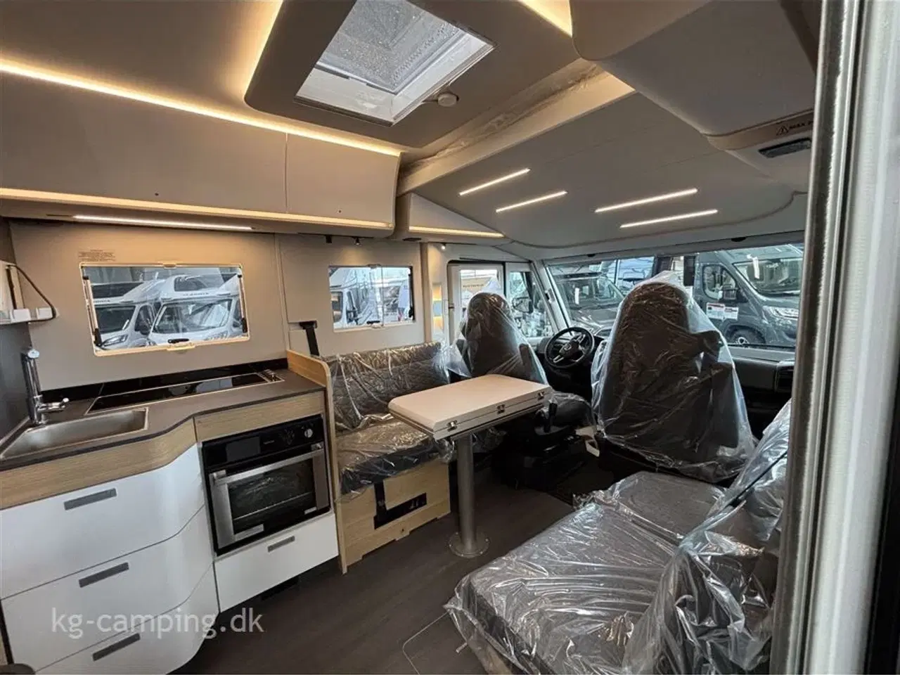 Billede 14 - 2024 - Adria Sonic Plus 700 DL   Adria Sonic 700 DL – Bestilt hjem med topudstyr!