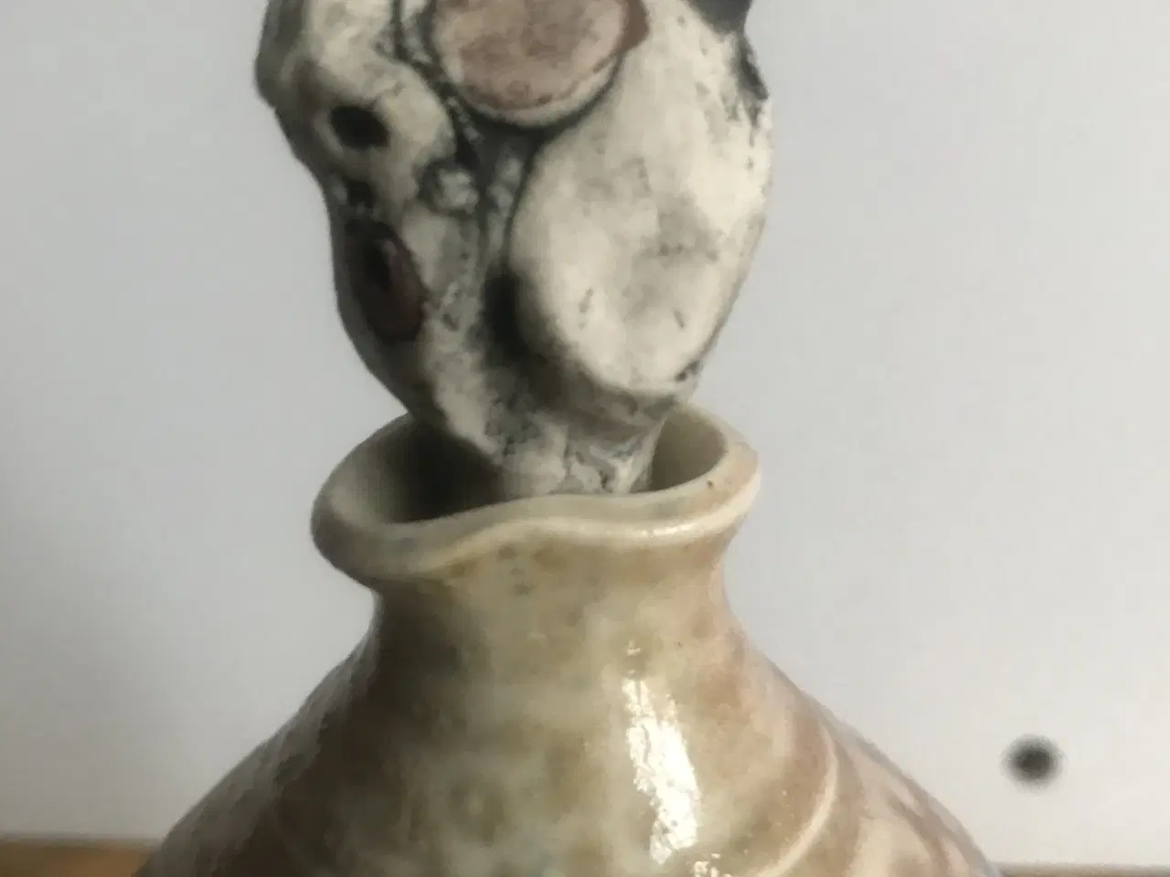 Billede 2 - Smuk og sjov stentøjsflaske med prop.  