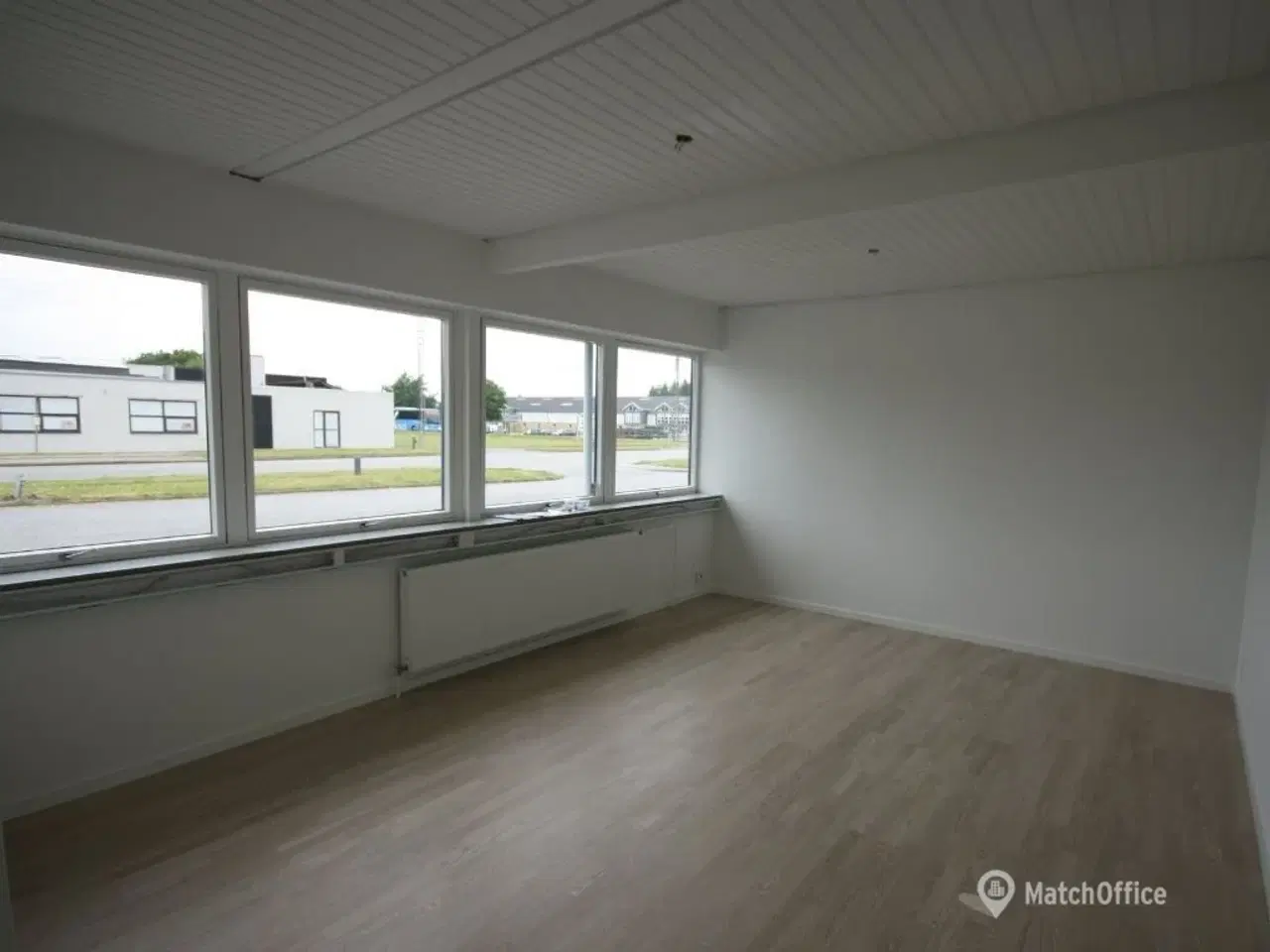 Billede 3 - 179 kvm kontor. klinik. showroom med god synlighed