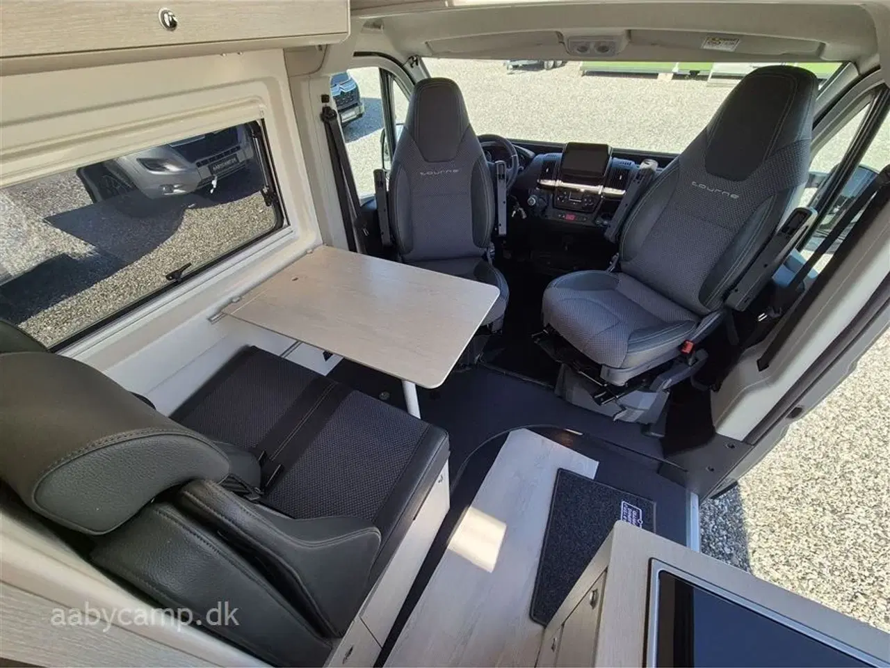 Billede 10 - 2023 - Tourne 6.0 Thunder Edition 200AH. LITHIUM BATTERI. 2000W INVERTER. KOMPRESSOR KØLESKAB. MAXFANN. WEBASTO DIESELFYR. EL-GULVVARME.