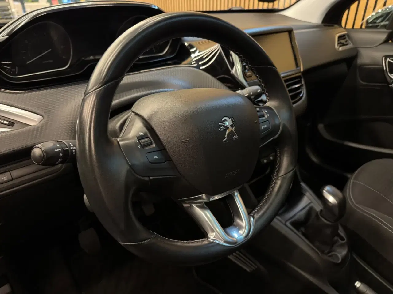 Billede 6 - Peugeot 208 1,2 PureTech 82 Allure Sky