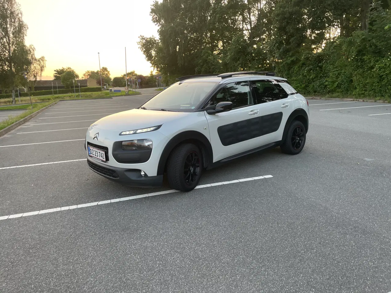 Billede 4 - CITROËN C4 Cactus 1,2 4-DØRS MED BAGKLAP 5 Man