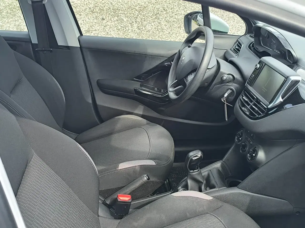 Billede 8 - Peugeot 208 1,6 BlueHDi 100 Allure
