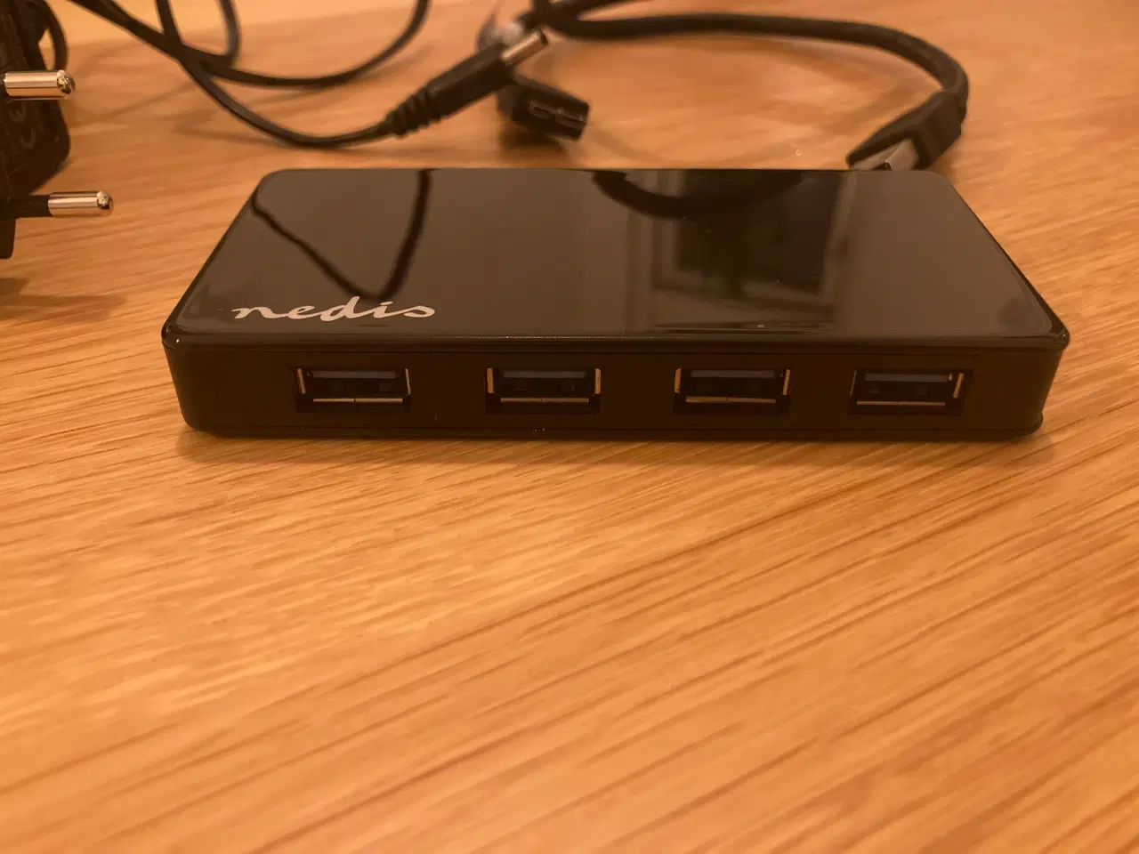 Billede 3 - Nedis USB hub med 4x USB 3.0 porte