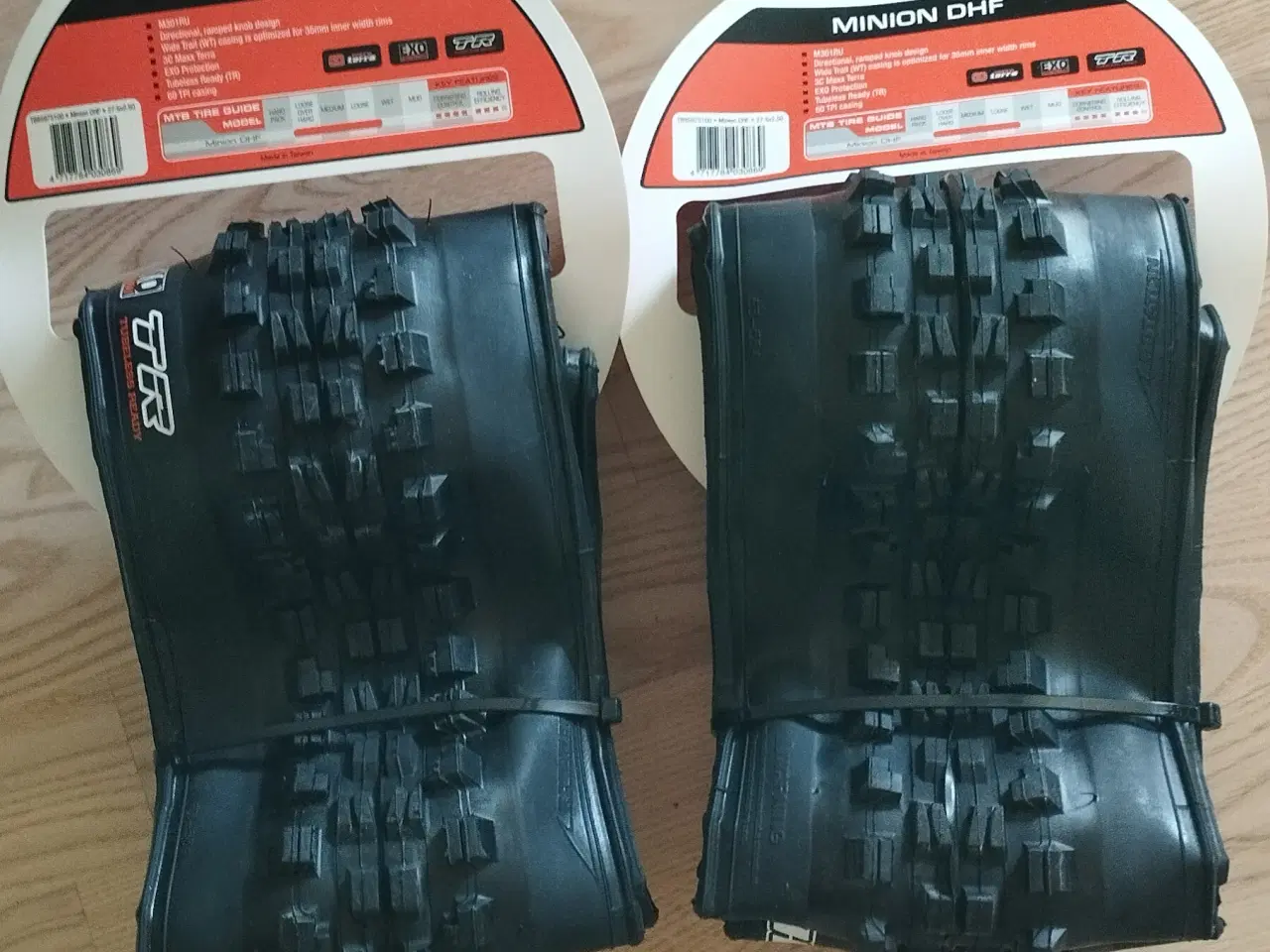 Billede 1 - 2 stk. Cykeldæk, Maxxis Minion DHF 3C Maxx Terra/E