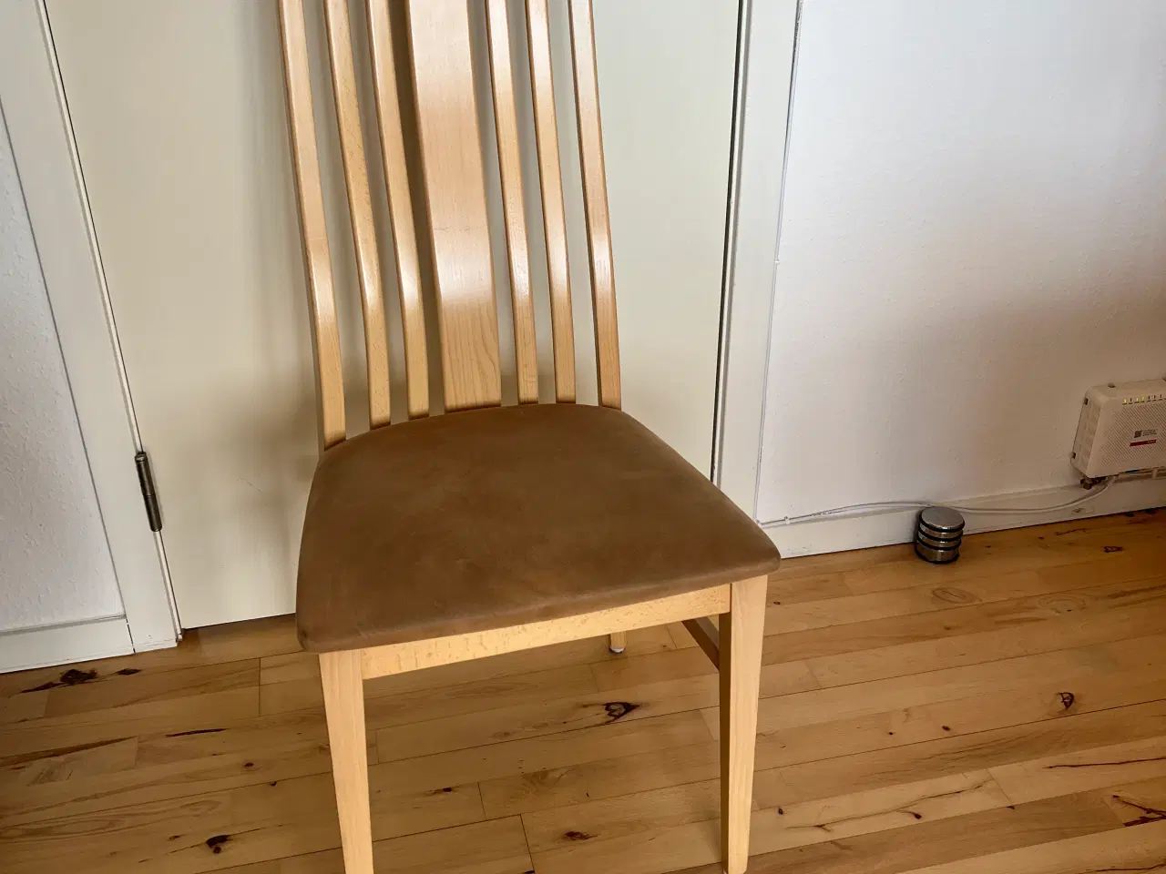 Billede 2 - 8 stk. ens spisebordsstole