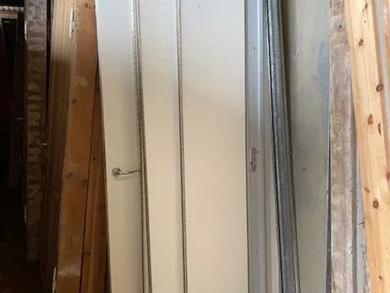 Billede 1 - Brugte-tømmer-vinduer -døre -Terresedøre-yderdøre