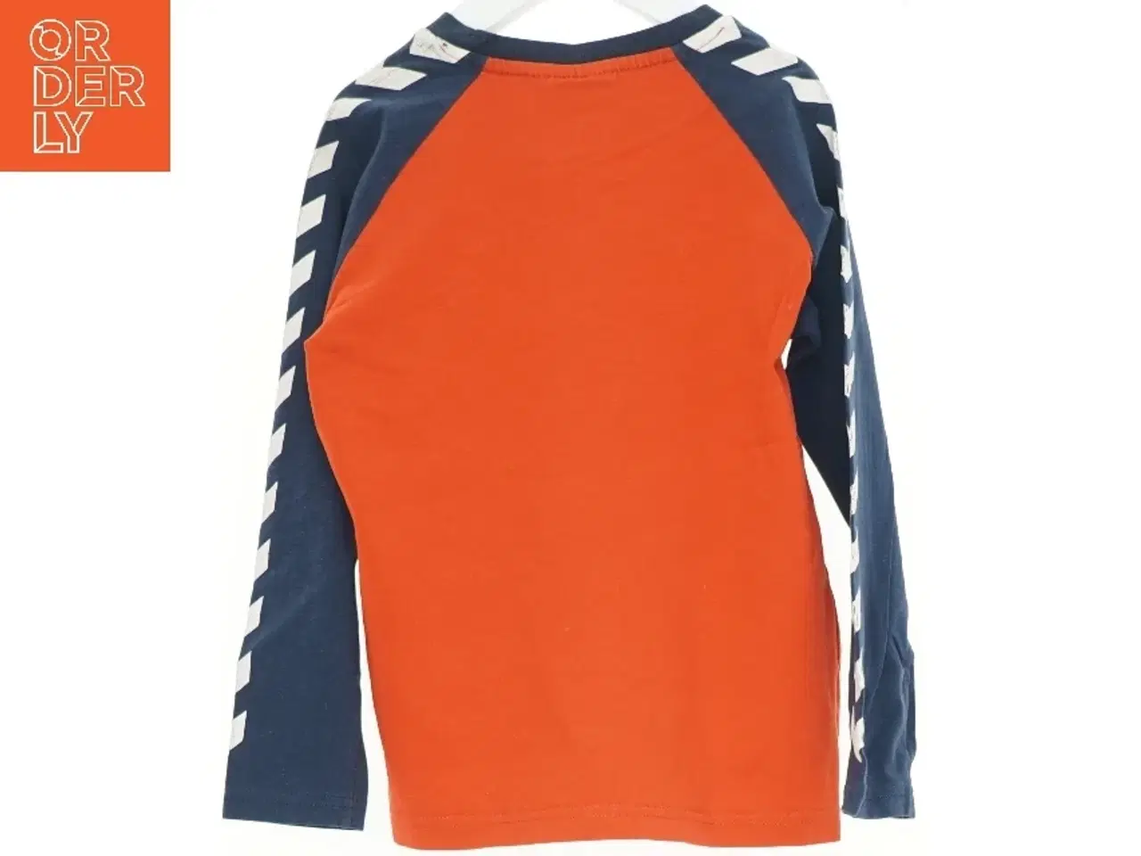 Billede 2 - Hummel bluse t-shirt (str. 122 cm)