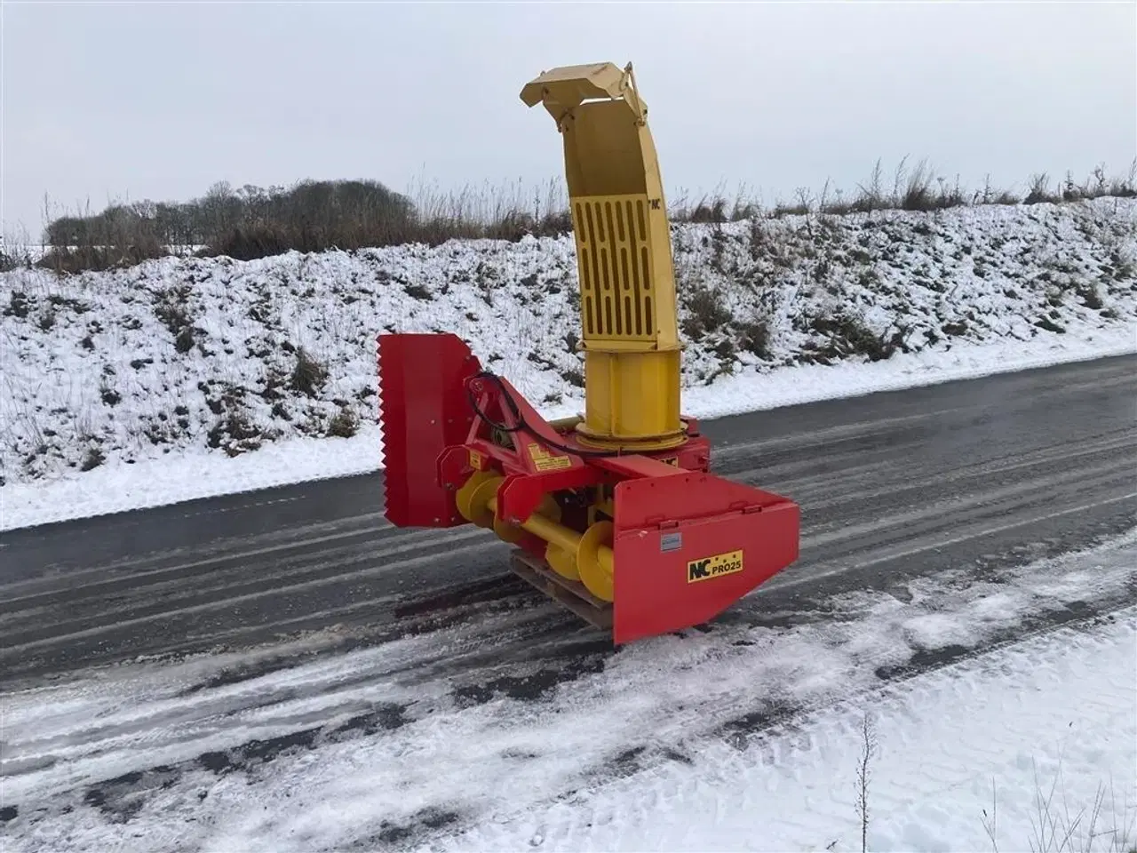 Billede 19 - NC NC PRO 25 Kan både frontmonteres og bagmonteres