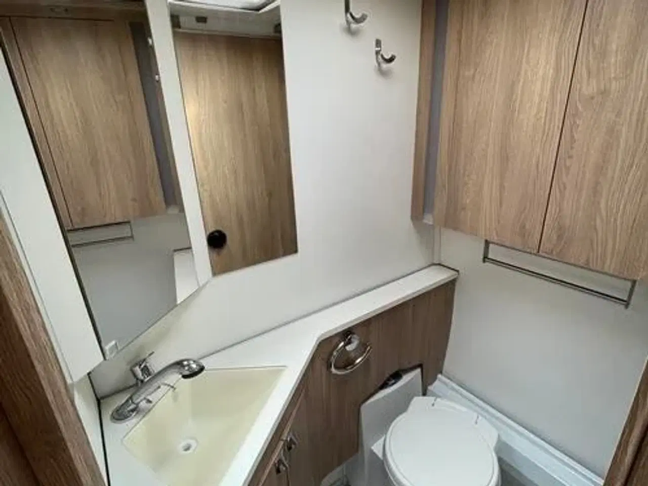 Billede 8 - Kabe Classic KS 470 XL