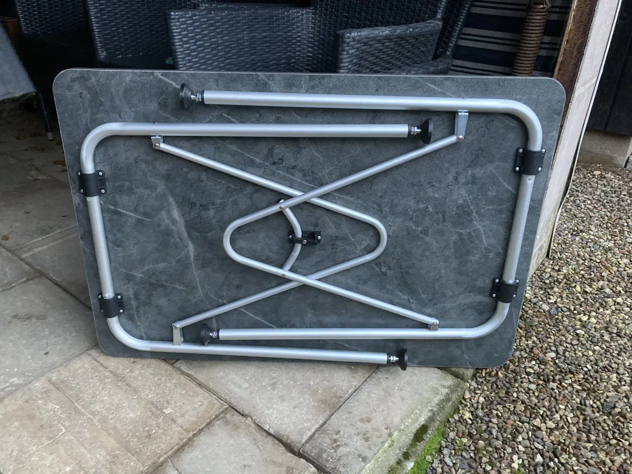 Billede 4 - Isabella letvægts campingbord