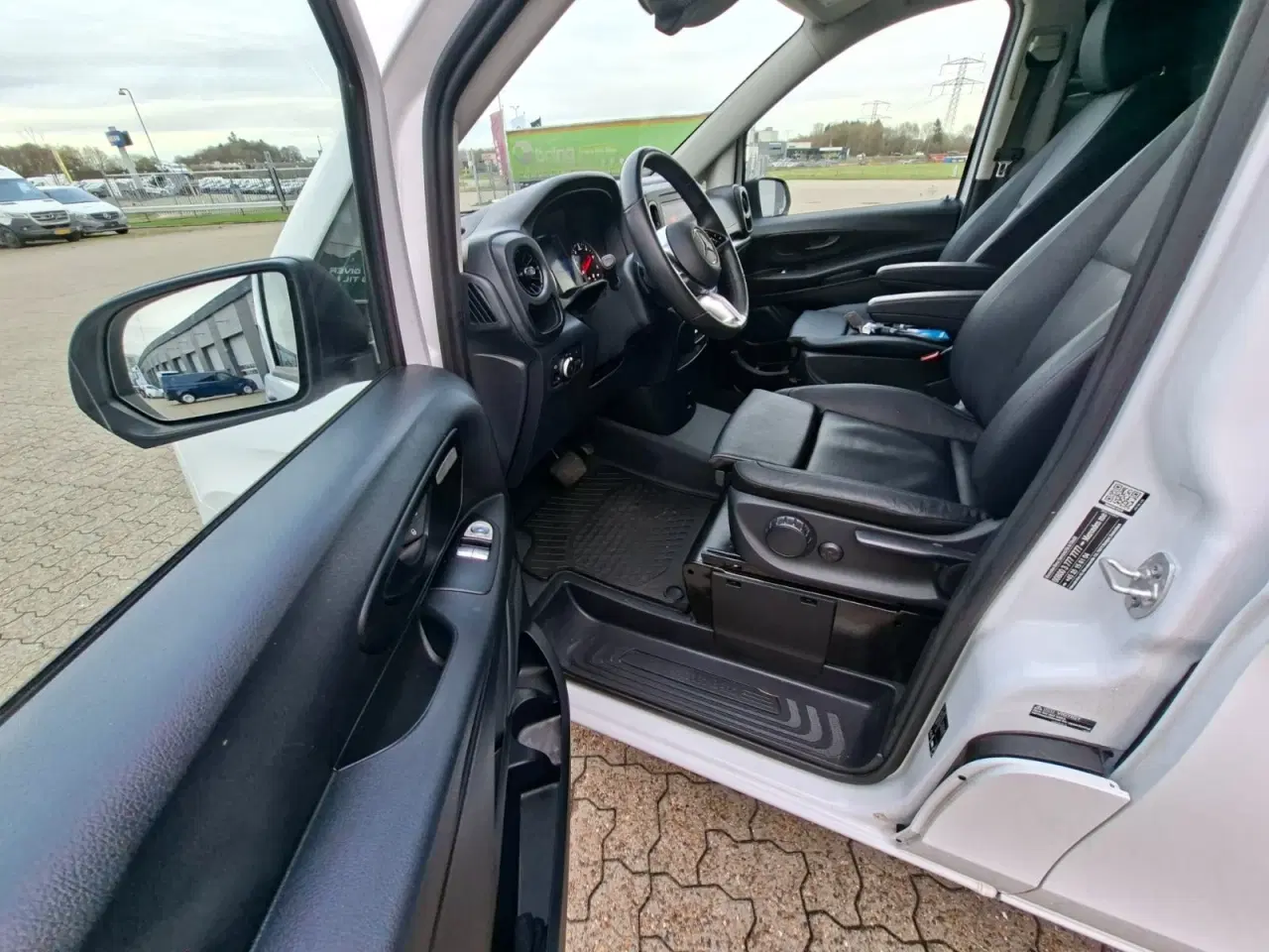 Billede 10 - Mercedes Vito 114 2,0 CDi A2 Kassevogn PRO aut. RWD