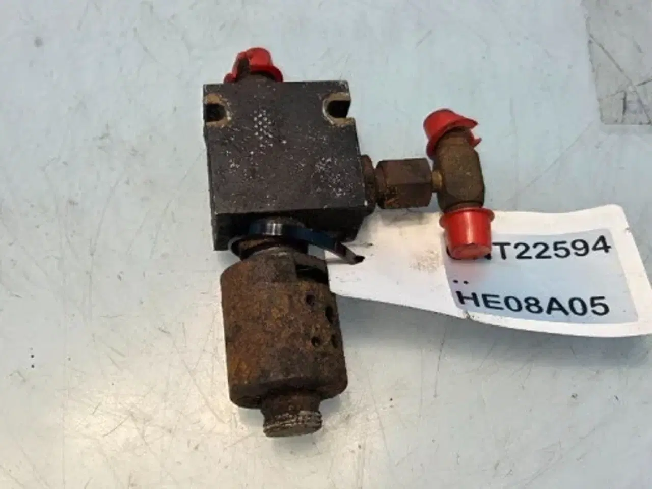 Billede 10 - Manitou 735-120 Elektroventil 288334