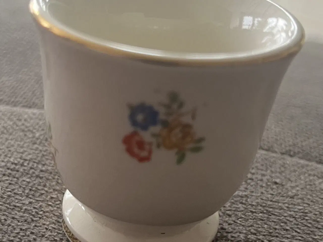 Billede 1 - Aluminia Anna Sofie æggebærer