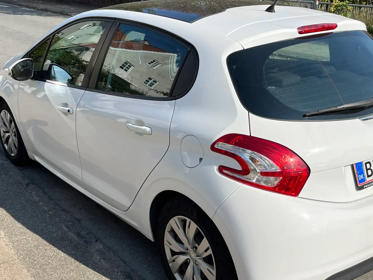 Billede 2 - Peugeot 208, 1,6 Edition Sky  e-HDI