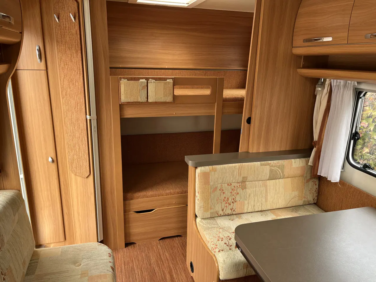 Billede 11 - Hobby 540 kmfe køjevogn