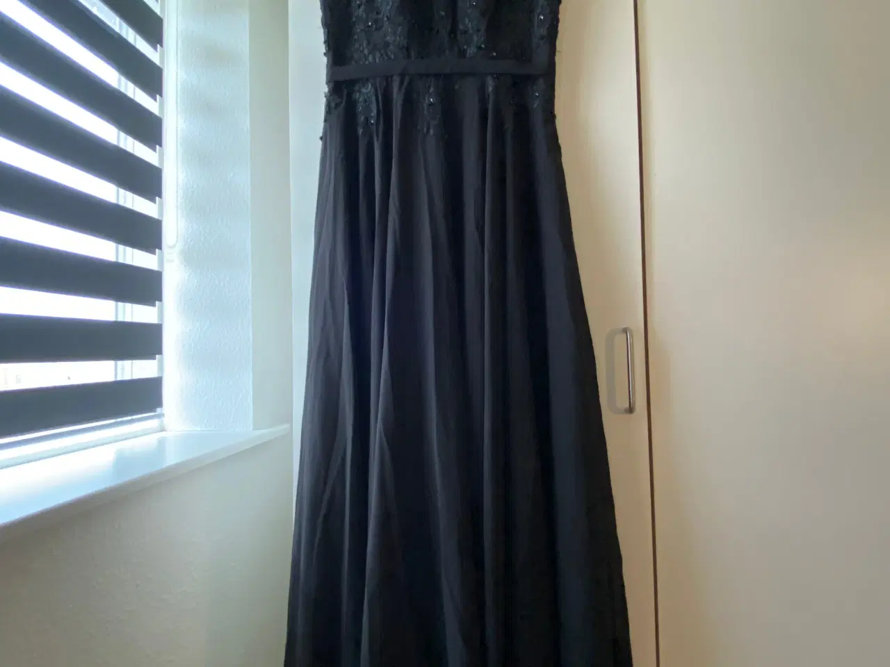 Billede 2 - Gala kjole 