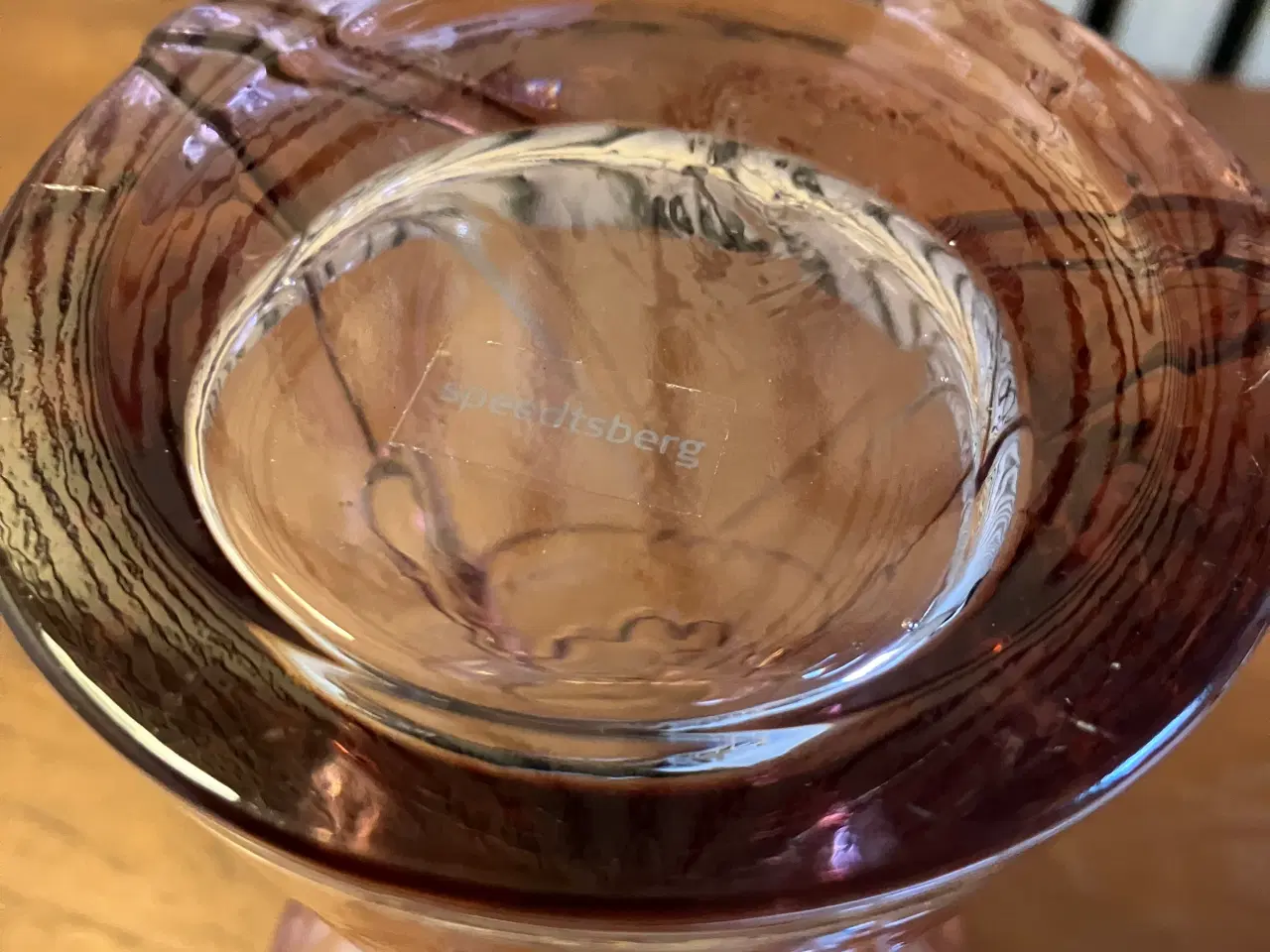 Billede 4 - Dekorativ glasvase fra Speedtsberg med ansigt.