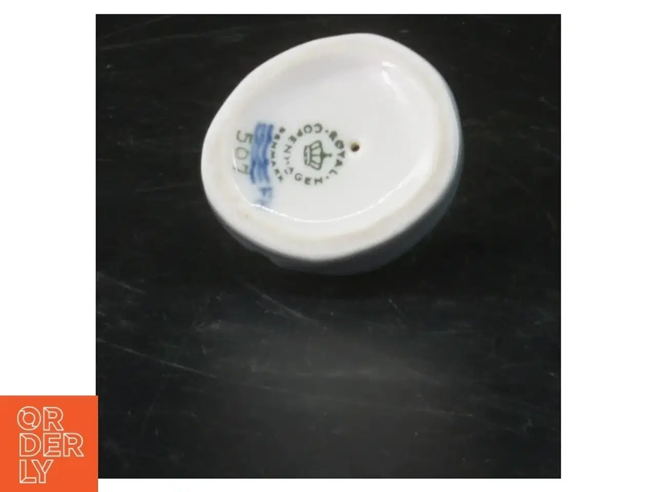 Billede 2 - Lille porcelænsfigur med frø på sten 507 Royal Copenhagen (str.  4x4 cm)