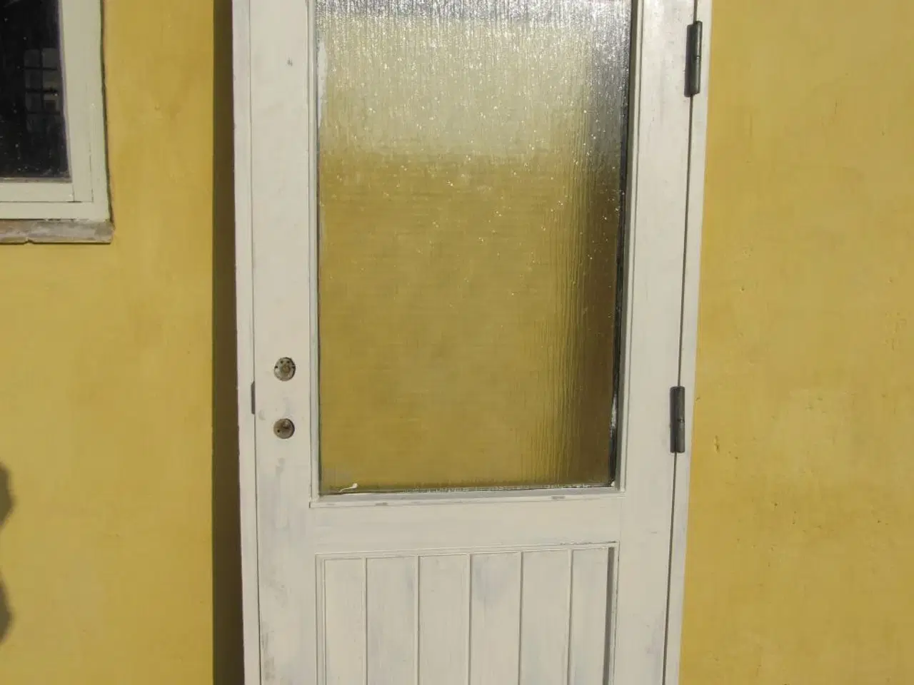 Billede 1 - Yderdør uden greb og lås 