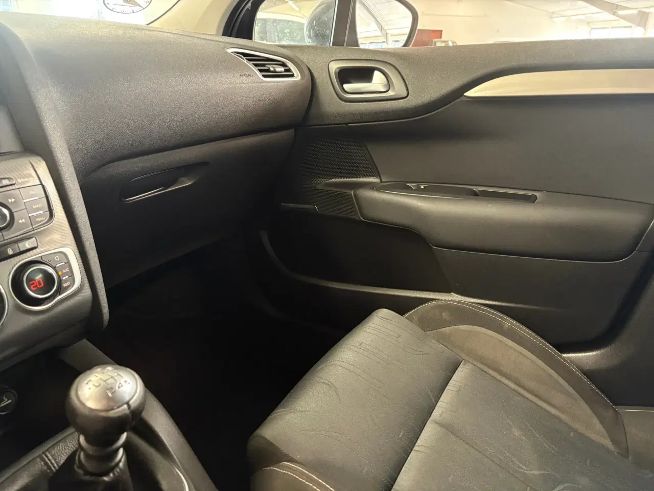 Billede 11 - Citroën C4 1,6 HDI Seduction 110HK 5d