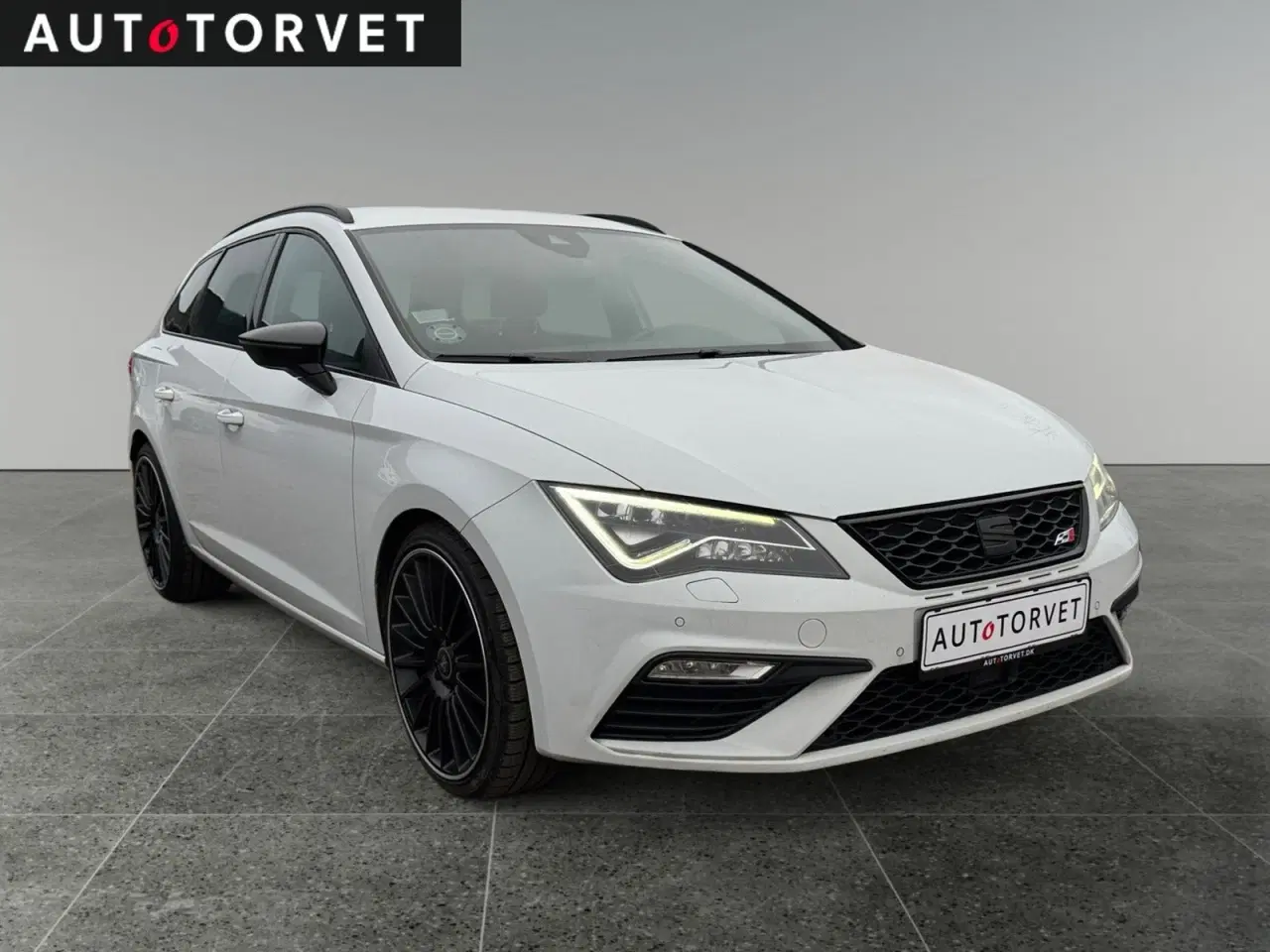 Billede 2 - Seat Leon 2,0 TSi 300 Cupra ST DSG 4Drive