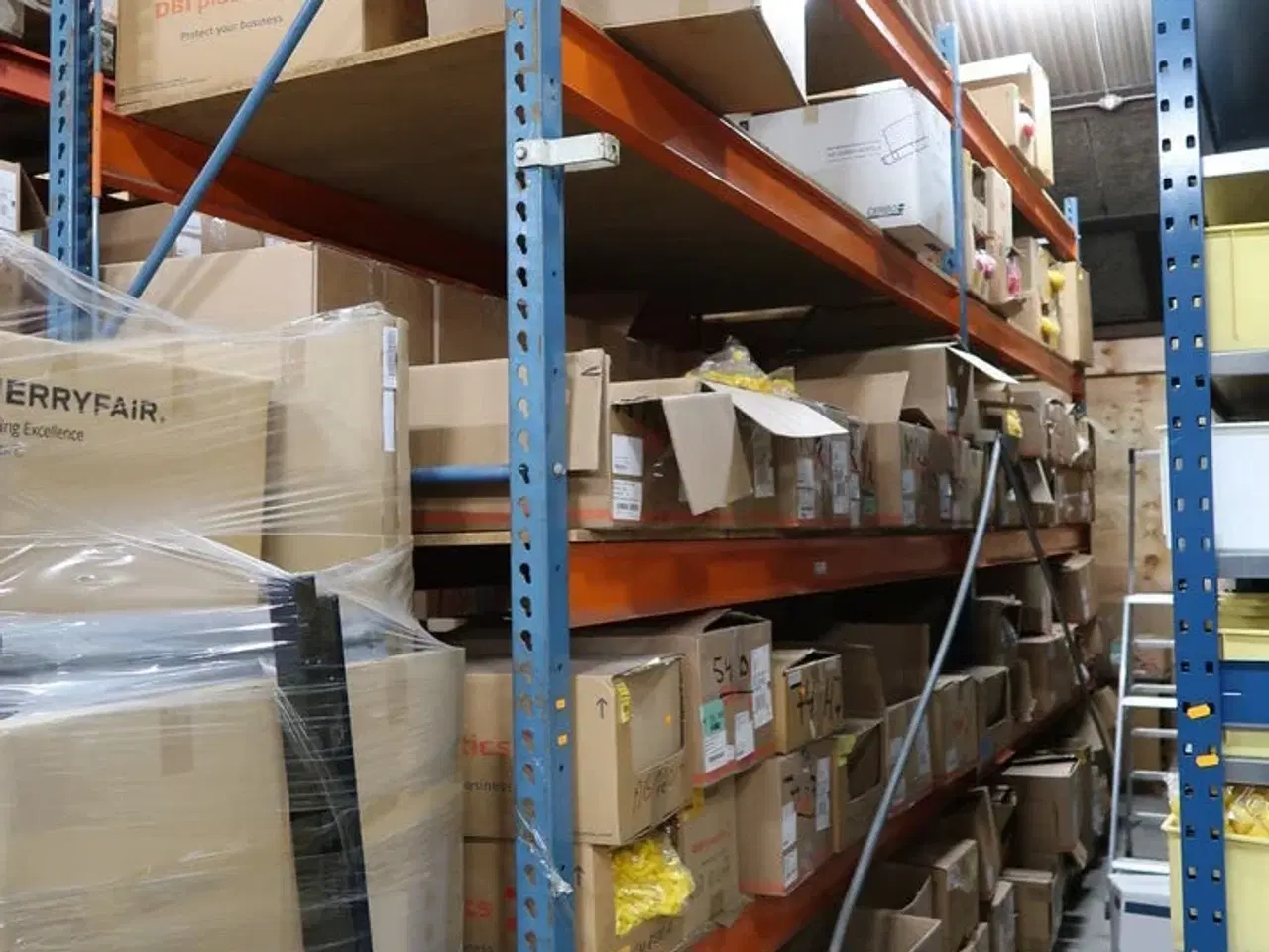 Billede 1 - 2 fag lagerreoler uden indhold