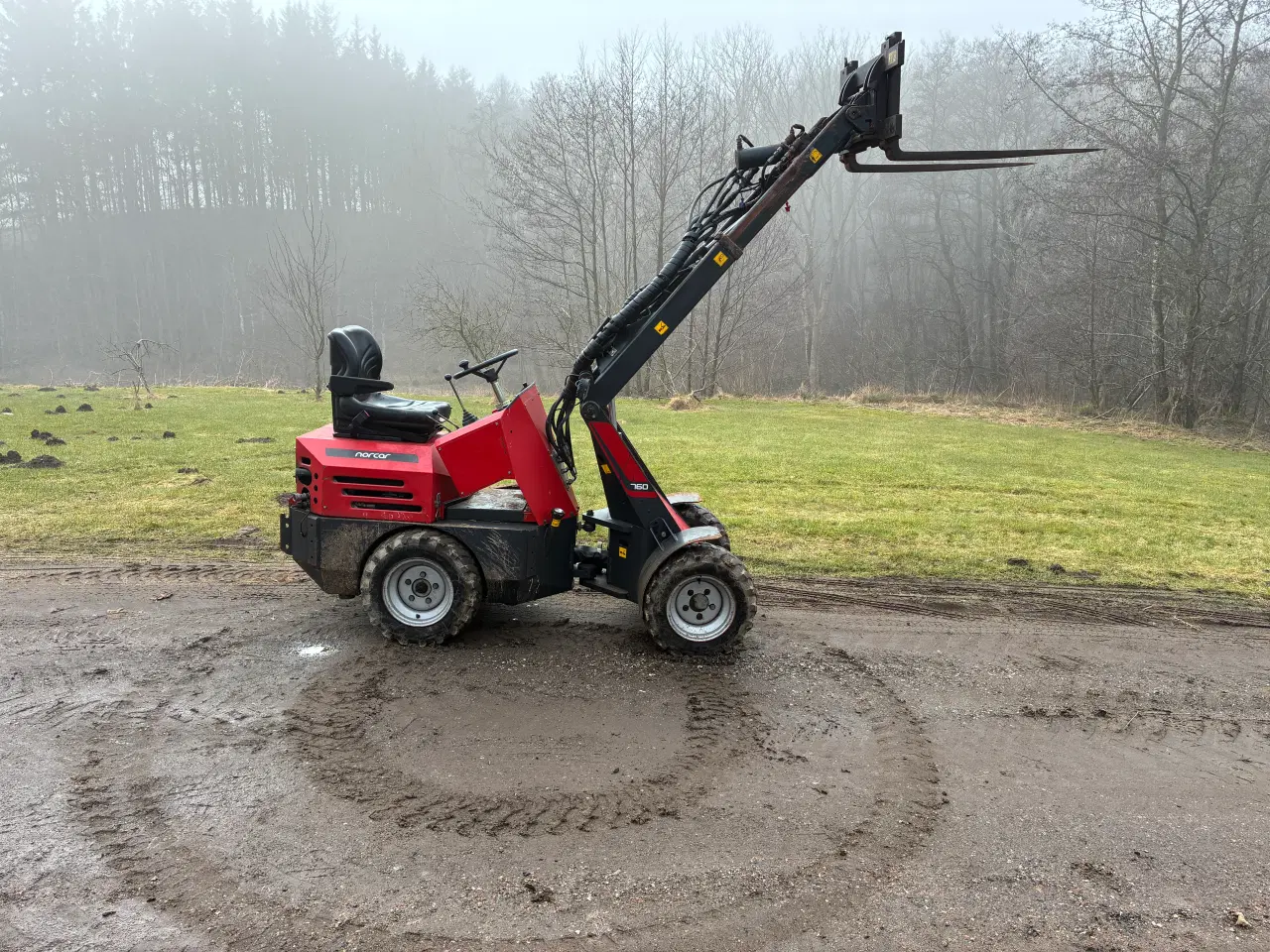 Billede 1 - Norcar 760 med udstudsarm 1050 timer 