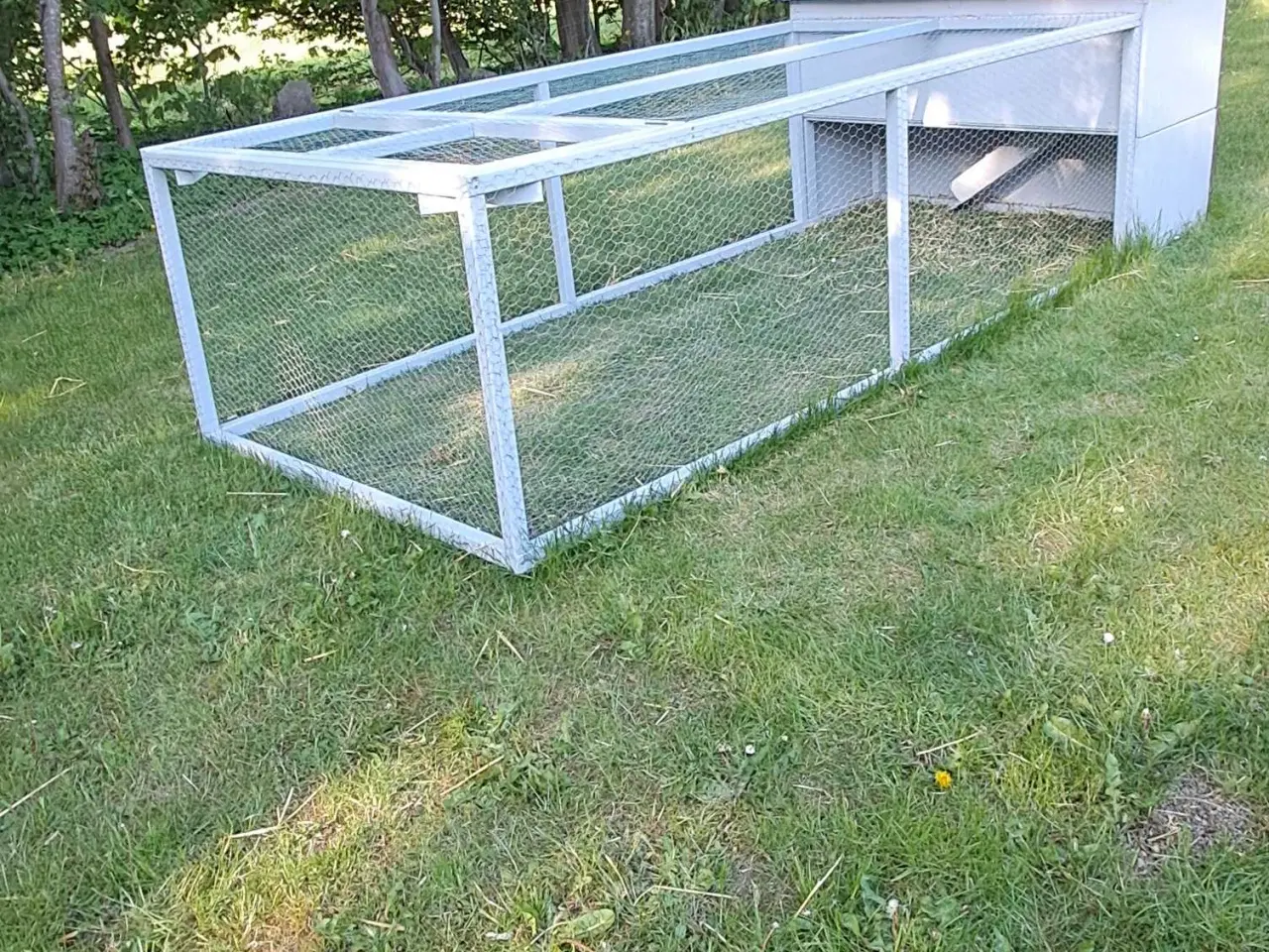 Billede 1 - Udendørs kaninbur med løbegård
