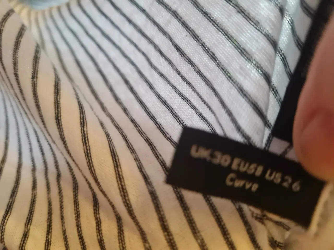 Billede 7 - Ubrugt tunika/kjole str 58 Asos 