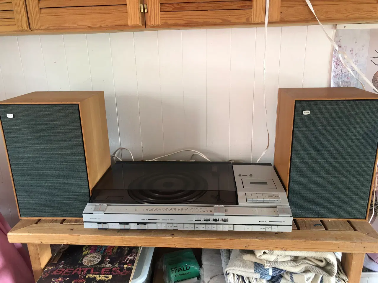 Billede 1 - Beocenter 4600 Radio/pladespiller m. Højtaler