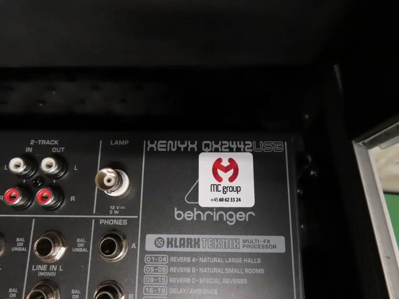 Billede 10 - Mixerpult BEHRINGER XENUX QX2442USB samt flightcase
