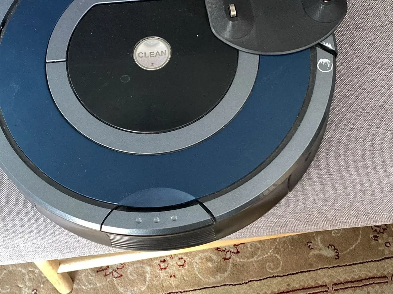 Billede 3 - iRobot Roomba robotstøvsuger med ladestation