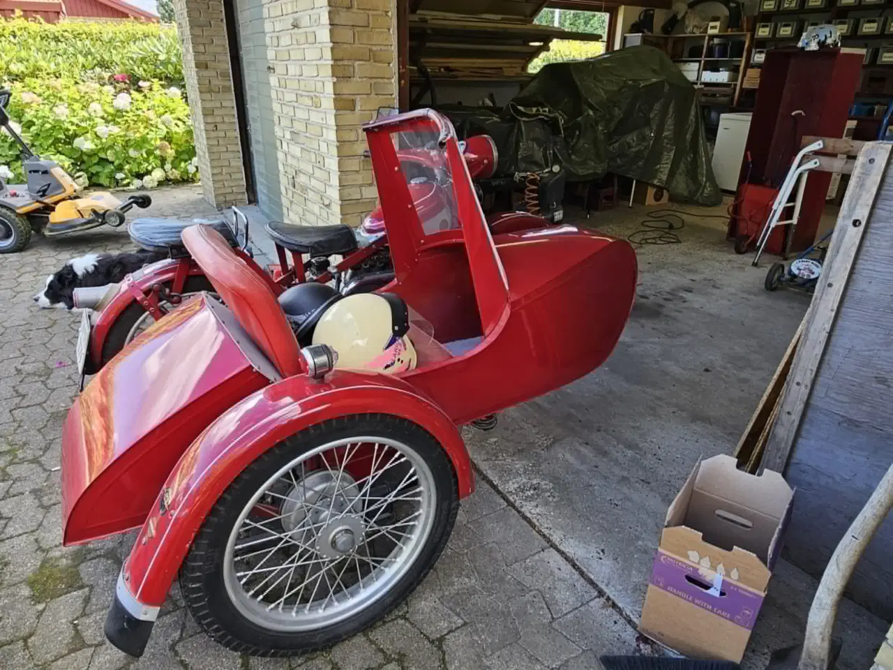Billede 2 - Velholdt Nimbus med sidevogn