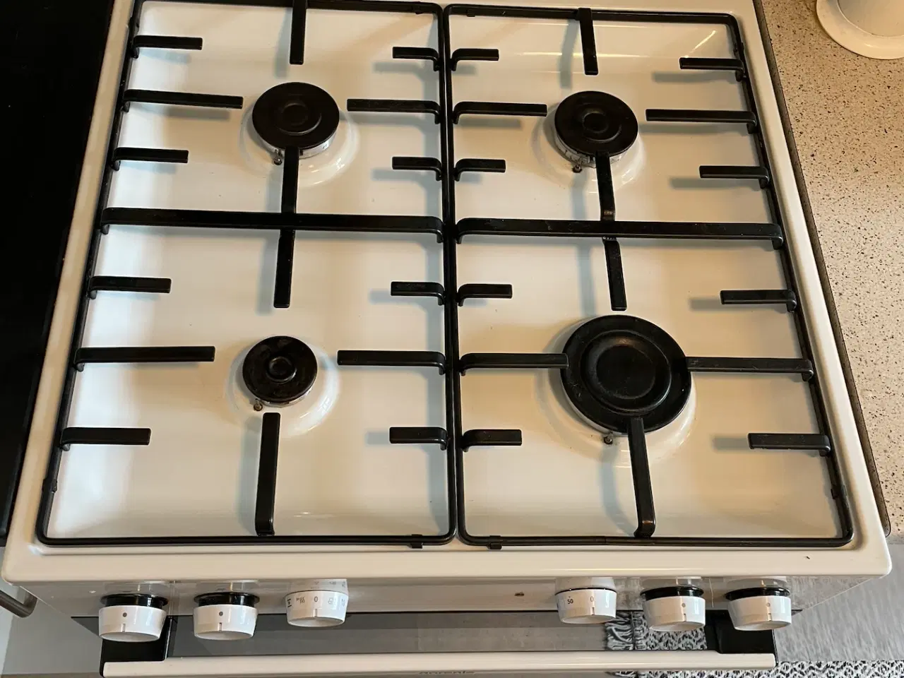 Billede 3 - Gorenje gaskomfur med elovn GK6A60WH