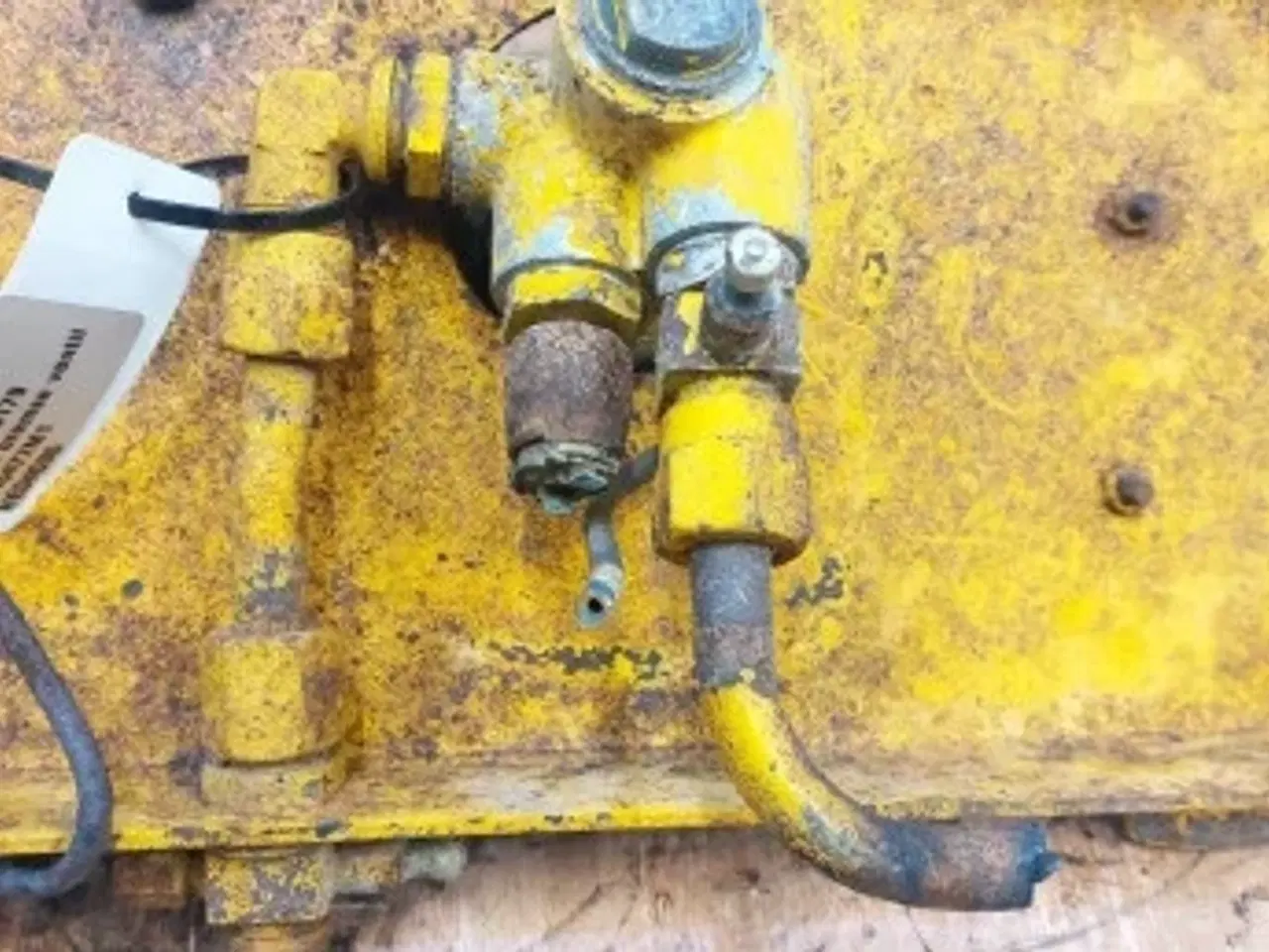 Billede 3 - Hanomag 44C Hovede Bremseventil 2945477M1