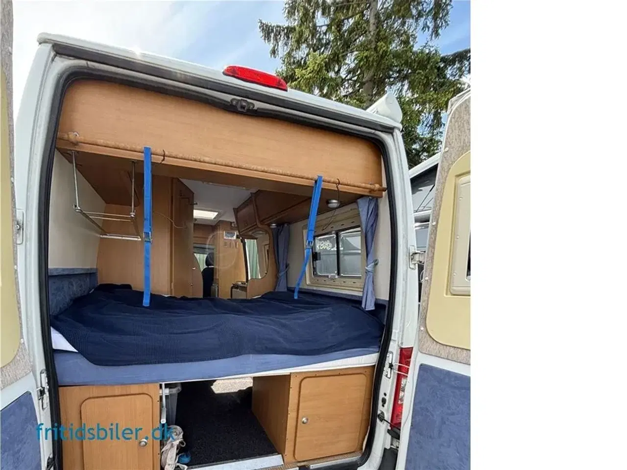 Billede 2 - 2006 - Chausson   Fin lille 540 city campervan med vinter pakke med ekstra isolering og diesel fyr