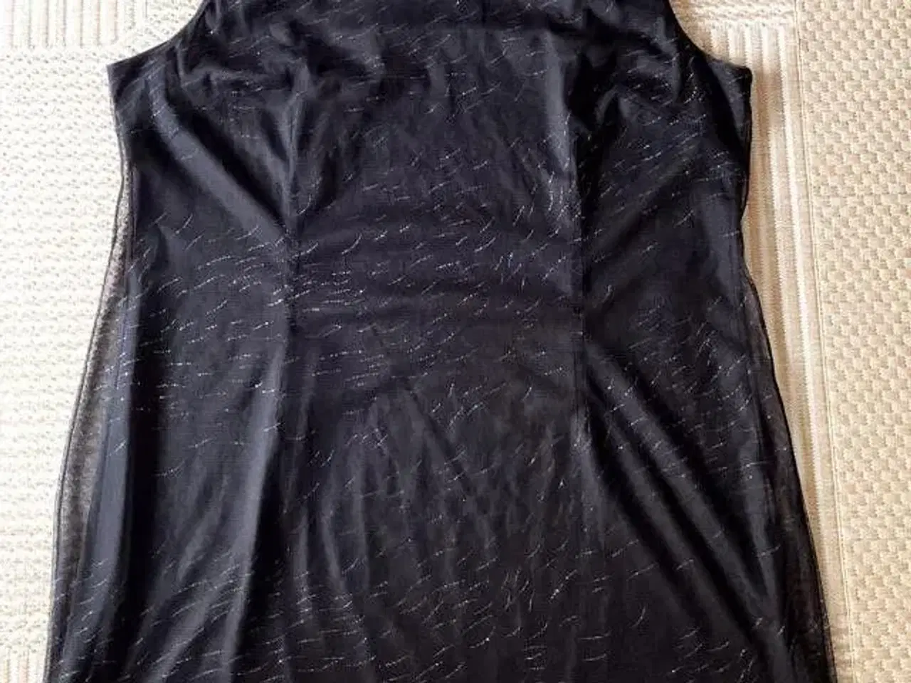 Billede 1 - Josie sort sølvnistret tunika XL