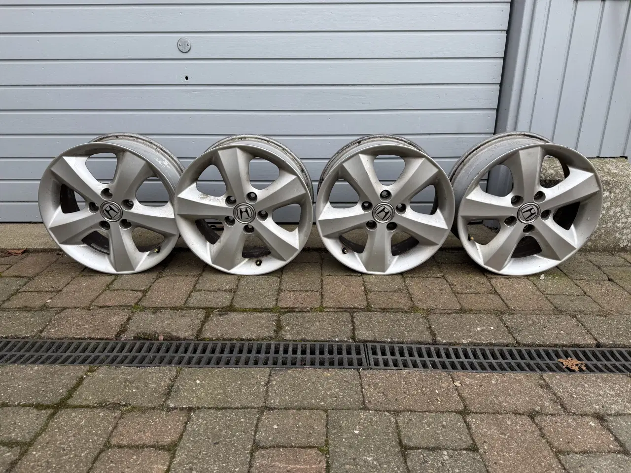 Billede 1 - Original Honda 16” alufælge