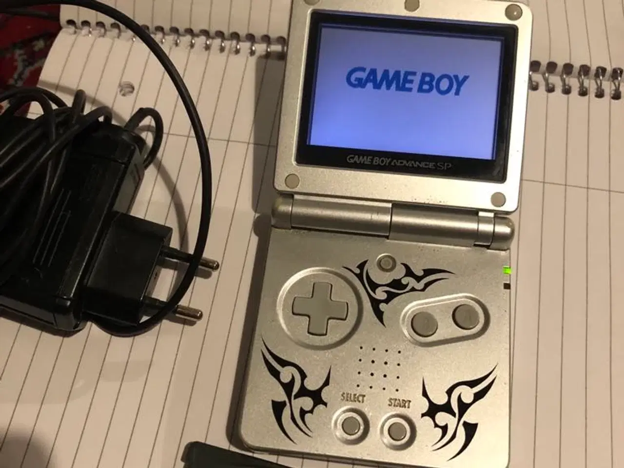 Billede 1 - GameBoy Advance SP + 2 spil