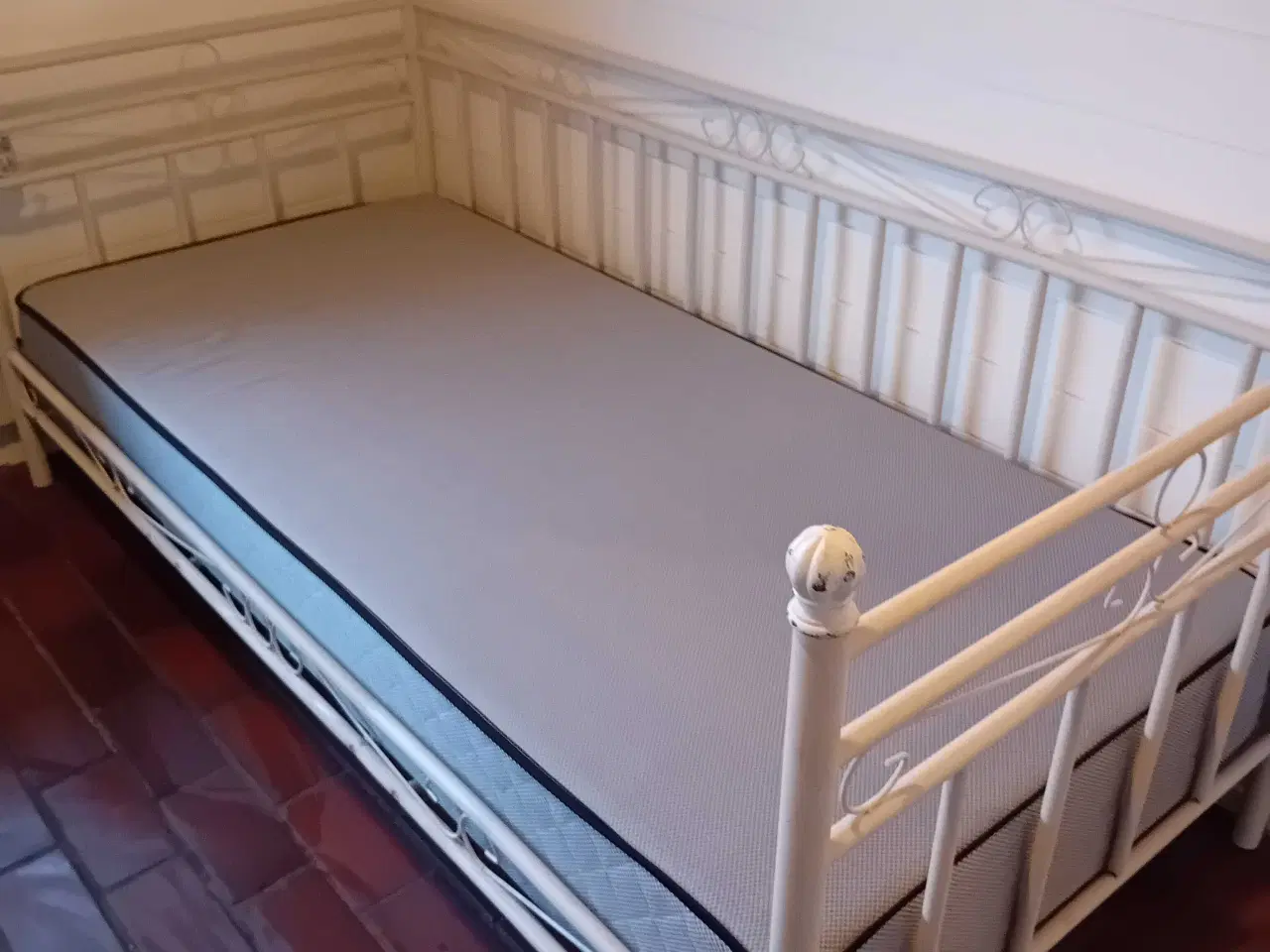 Billede 4 - Seng metal 