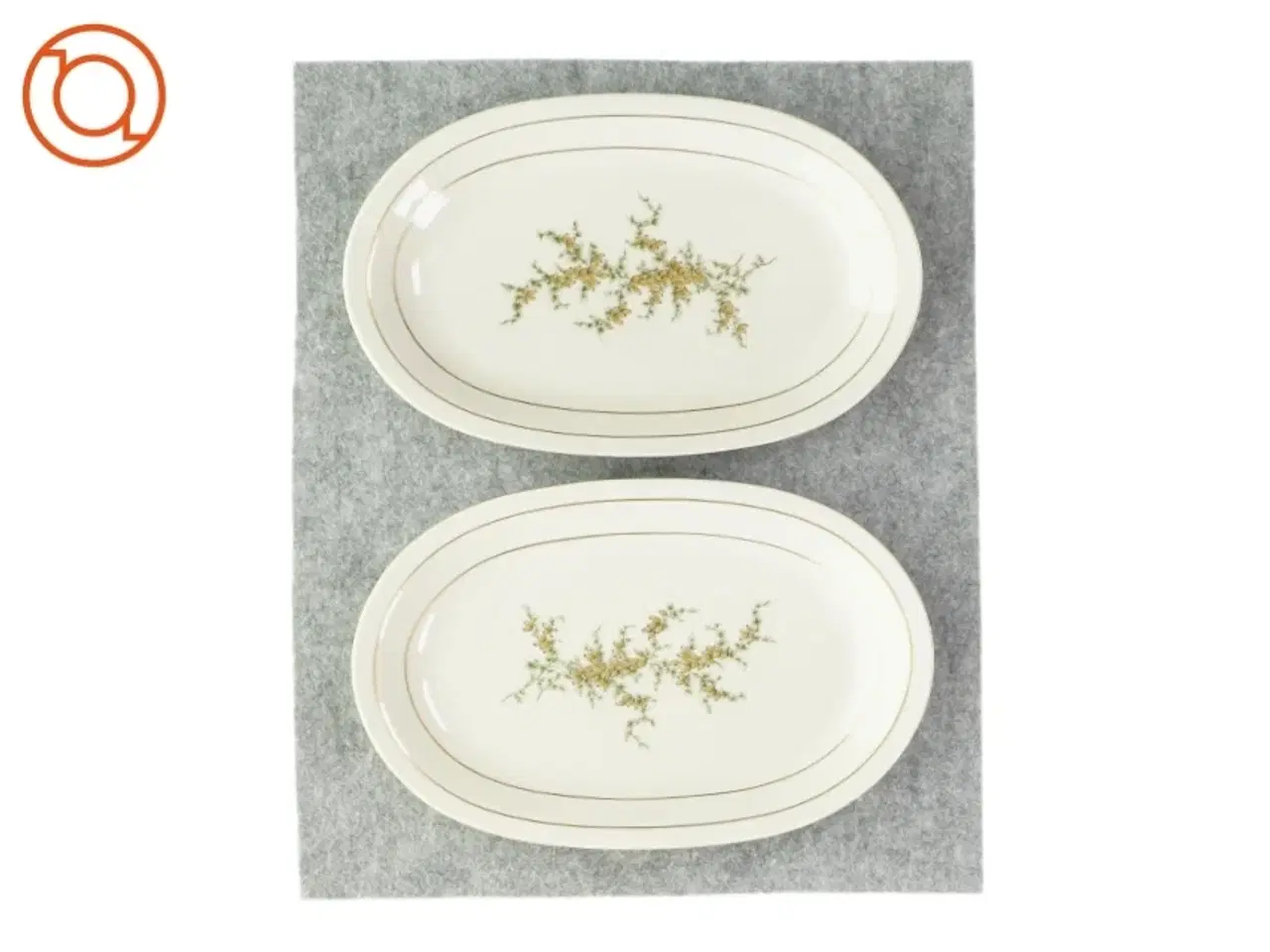 Billede 1 - Fad (2 stk.) fra W.J.S (str. LB:30x18cm)