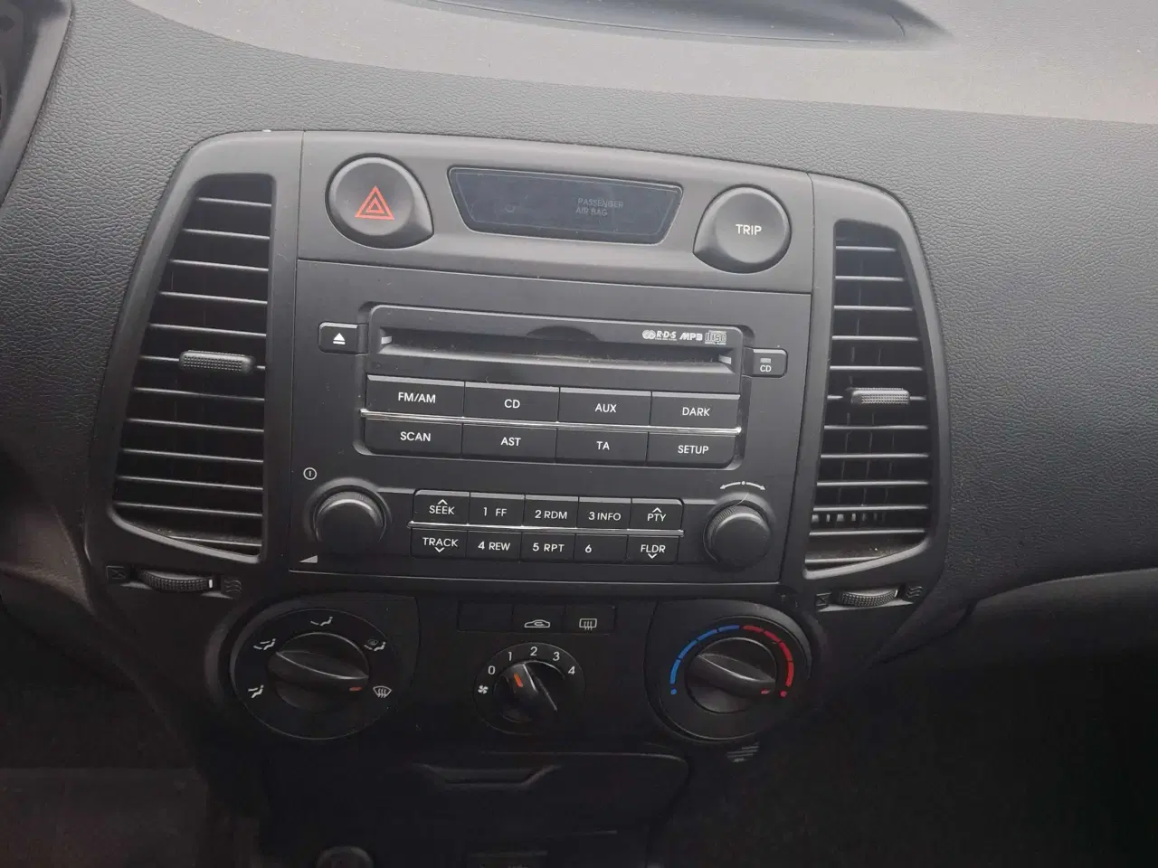 Billede 8 - Hyundai I20 lav km tal.