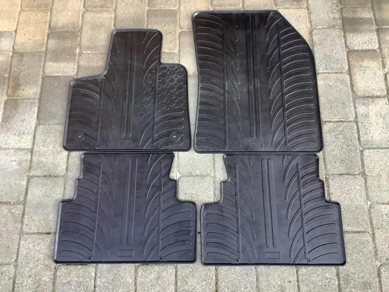 Billede 1 - Gummimåtter til Opel/Peugeot