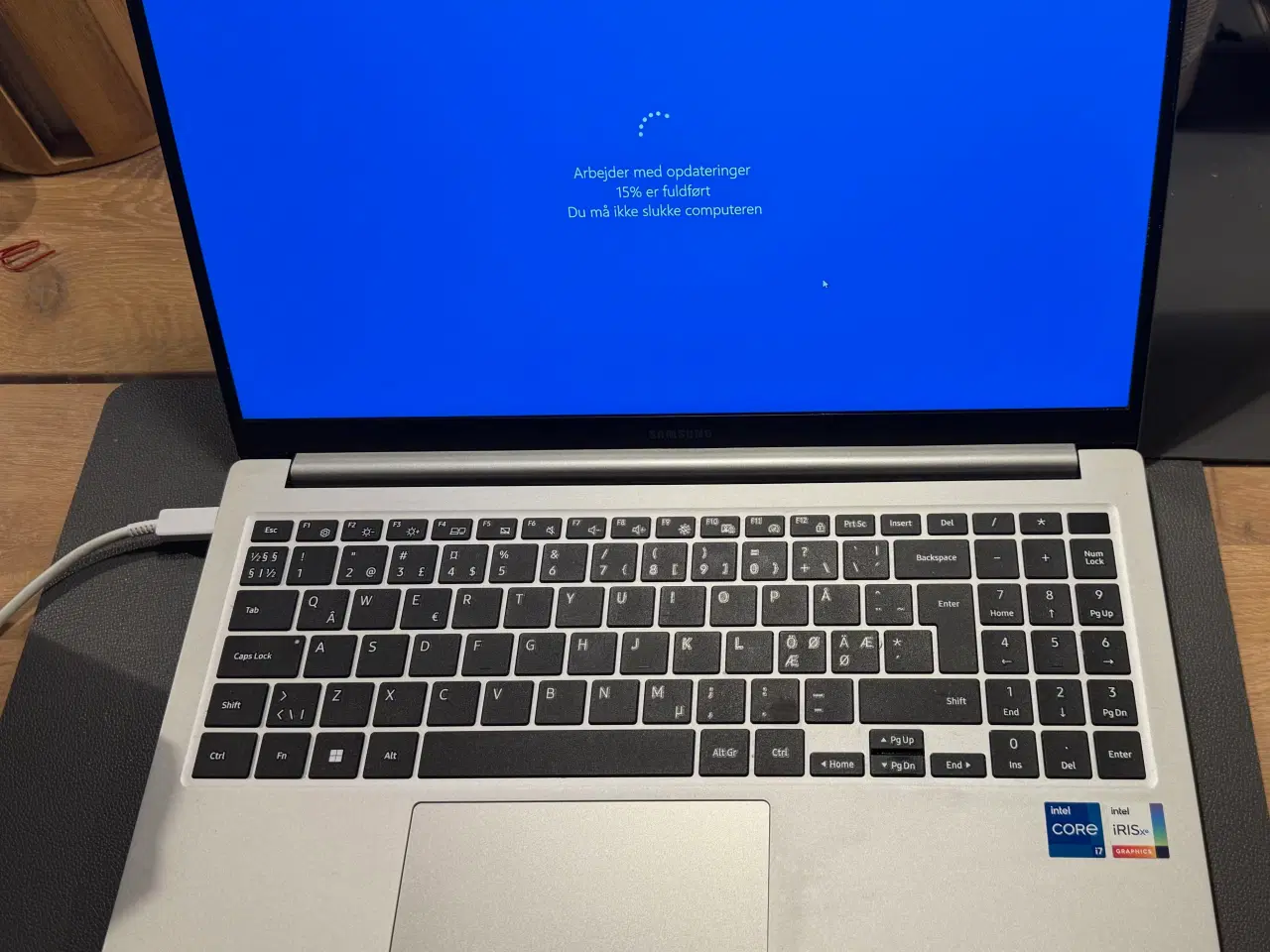 Billede 3 - Samsung Galaxy Model NP750XDA