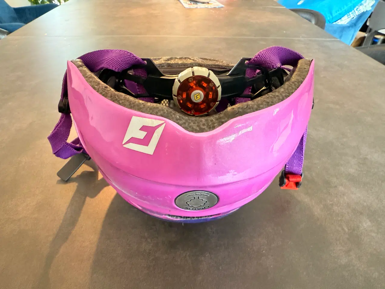 Billede 6 - Cratoni Akino børnecykelhjelm m. baglys