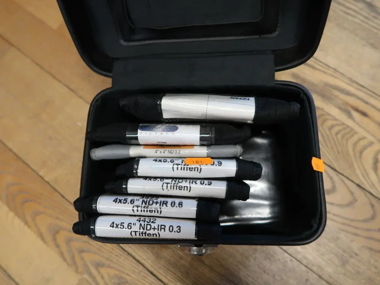 Billede 2 - Kasse med filtre