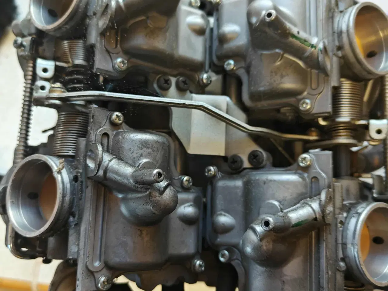 Billede 5 - Honda ST1100 karburator