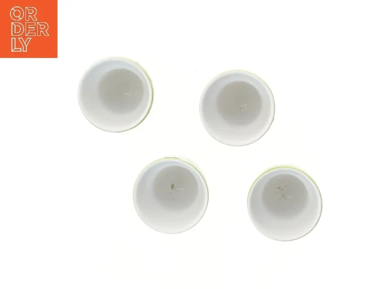 Billede 3 - Sæt af 4 termo krus fra Aida (str. 4 stk Ø 8 cm længde 10,5 cm)