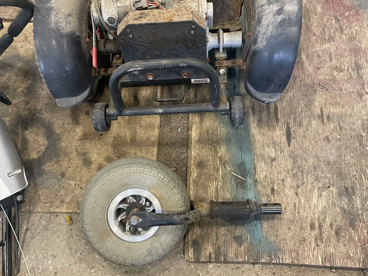 Billede 7 - Reservedele